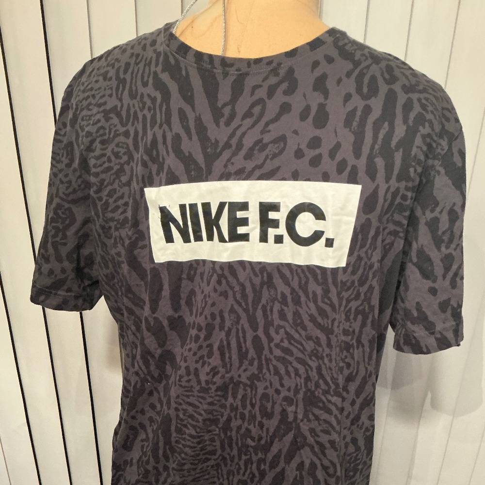 Nike shirt top size xl